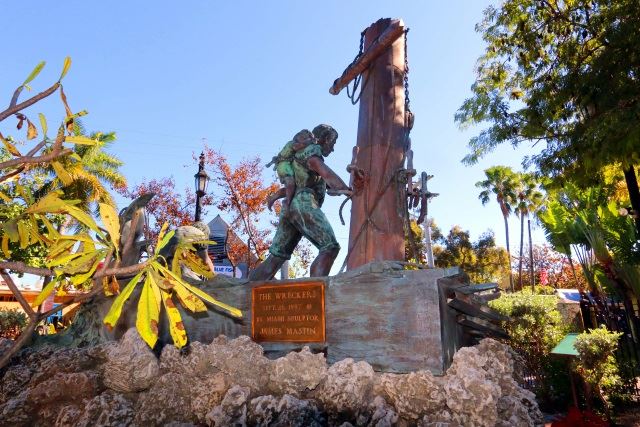 Sculpture of man with a tree