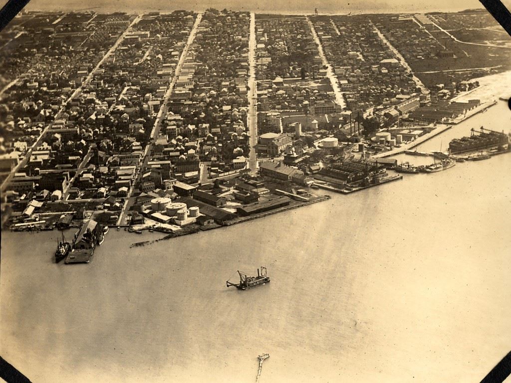 1921 Tifts Docks and Warehouse Waterfront