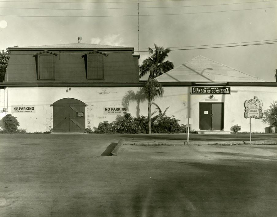 1965 Sponge Market and Chamber of Commerce